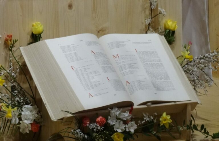 Liturgia web2 768x496